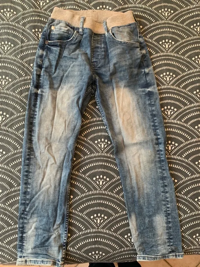 Pantalon jogger jean taille 6-7 ans