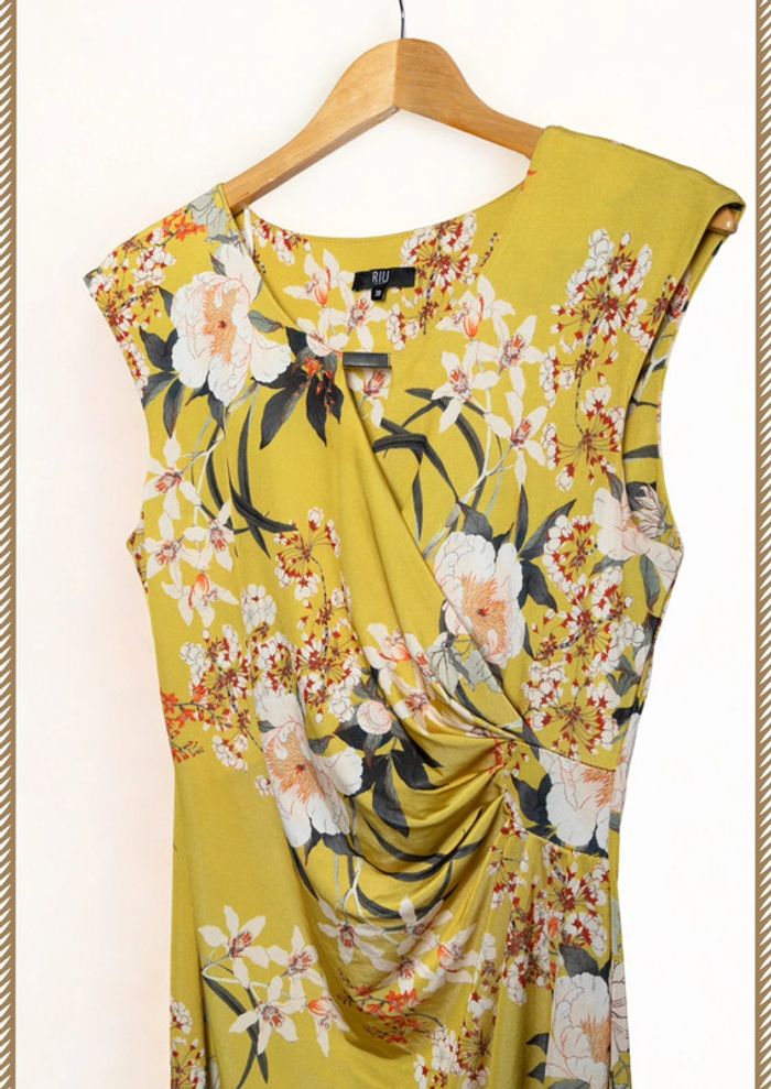 Robe jaune à fleurs Jacqueline Riu – Taille 38 ( - photo numéro 5