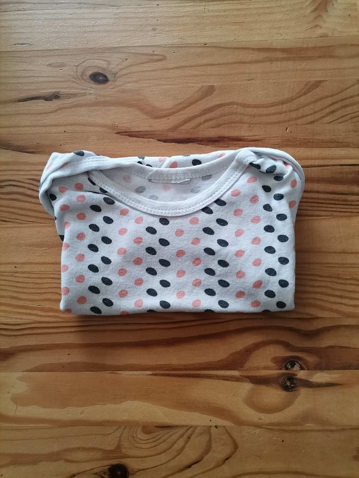 Body 6 mois - photo numéro 2