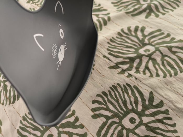 Bavoir silicone - photo numéro 4