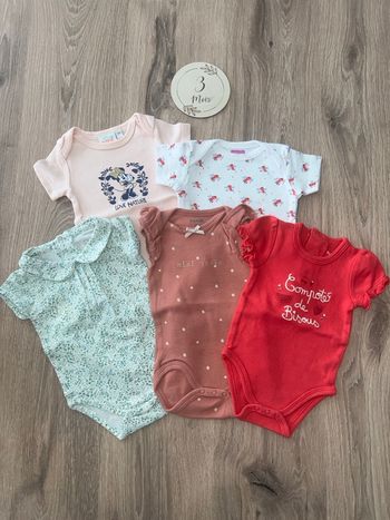 Lot bodies 3 mois fille été