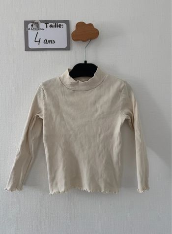 Tee shirt col roulé - taille 4 ans 🌸
