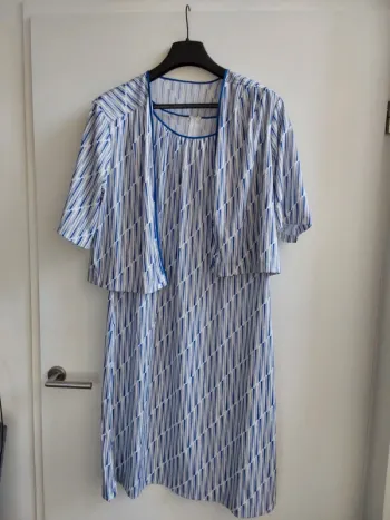 Ensemble robe et boléro assorti