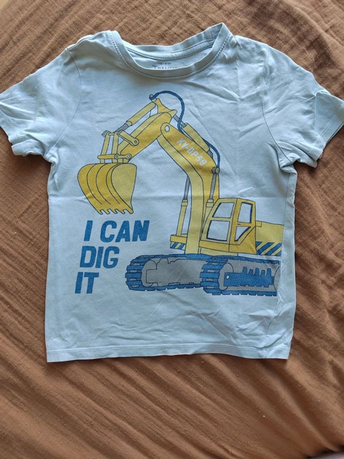 Lot de 4 tee-shirts 6 ans C&A - photo numéro 4