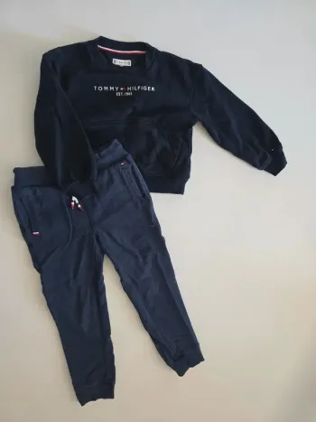 Ensemble jogging tommy hilfiger