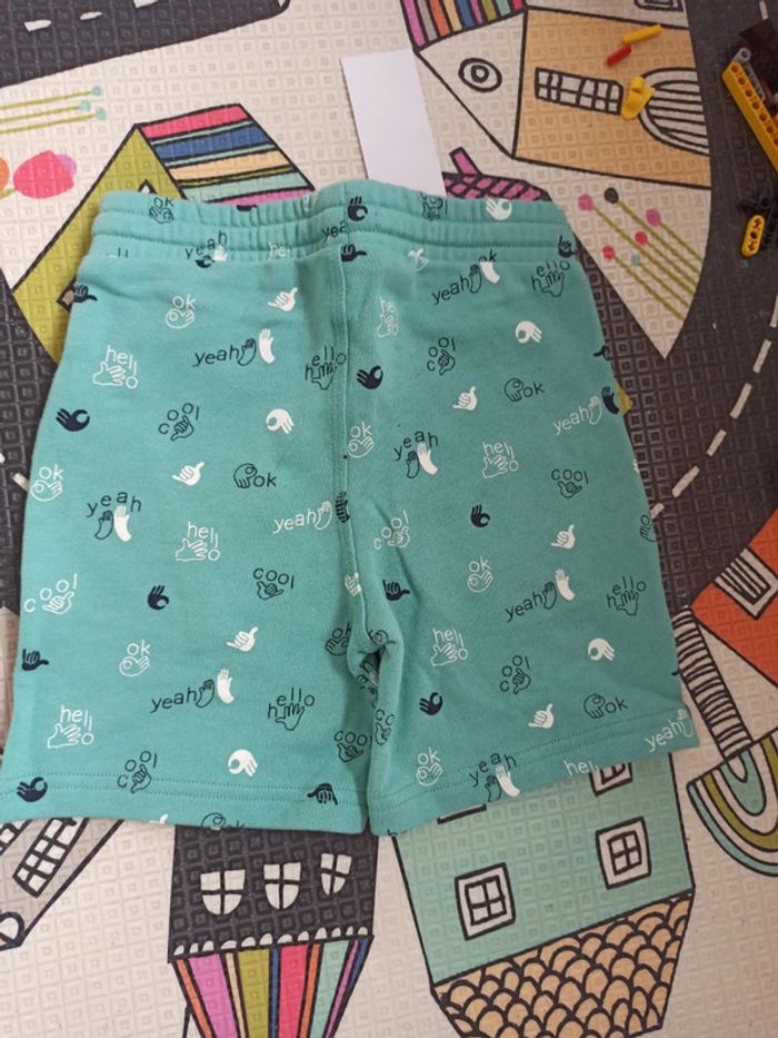 Short 4 ans - photo numéro 3