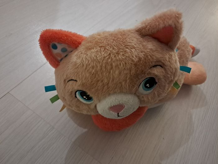 Clementoni Baby Kitty 59402 Peluche Chaton endormi et câlinant - photo numéro 3