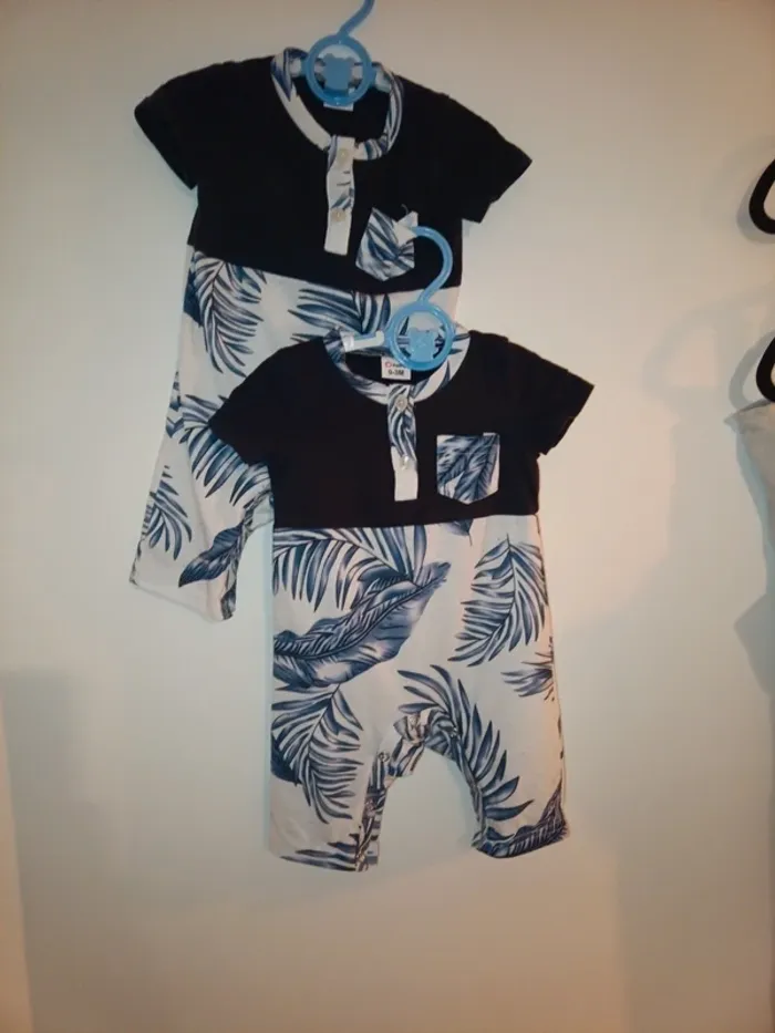 Barboteuses ensemble combi short jumeaux 3-6 mois