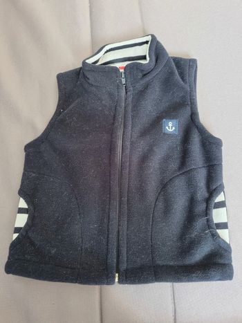 Gilet polaire sans manche 2 ans