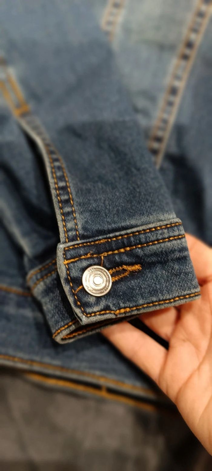 Veste en jean 11-12 ans jamais portée - photo numéro 4