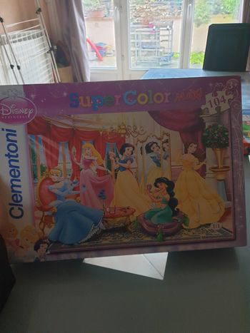 Puzzle super color maxi 104 pièces 3+
