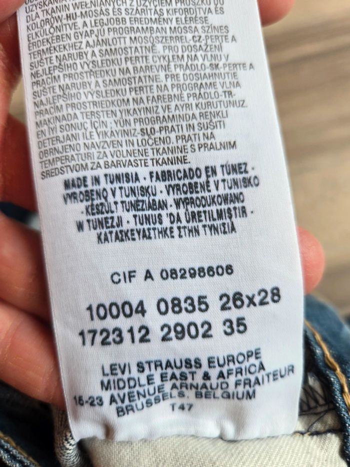 Jeans court Levi's 26 x 28 - photo numéro 2