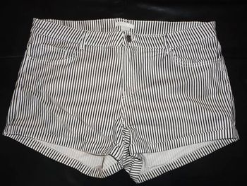 Short à rayures " H&M " (T. 44)  - Neuf sans étiquette