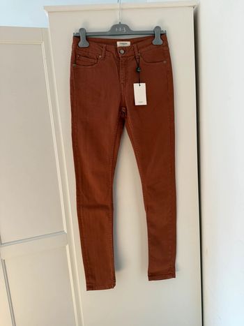 jean neuf Eleven paris avec etiquette 🌸29 38 40 M L