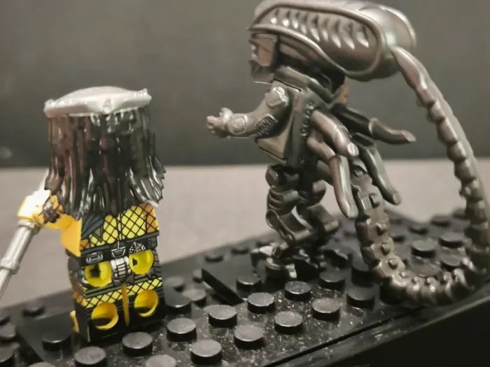 Figurine type lego alien Vs predator - photo numéro 5