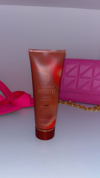 Amber apéritif crème Victoria ‘ s secret