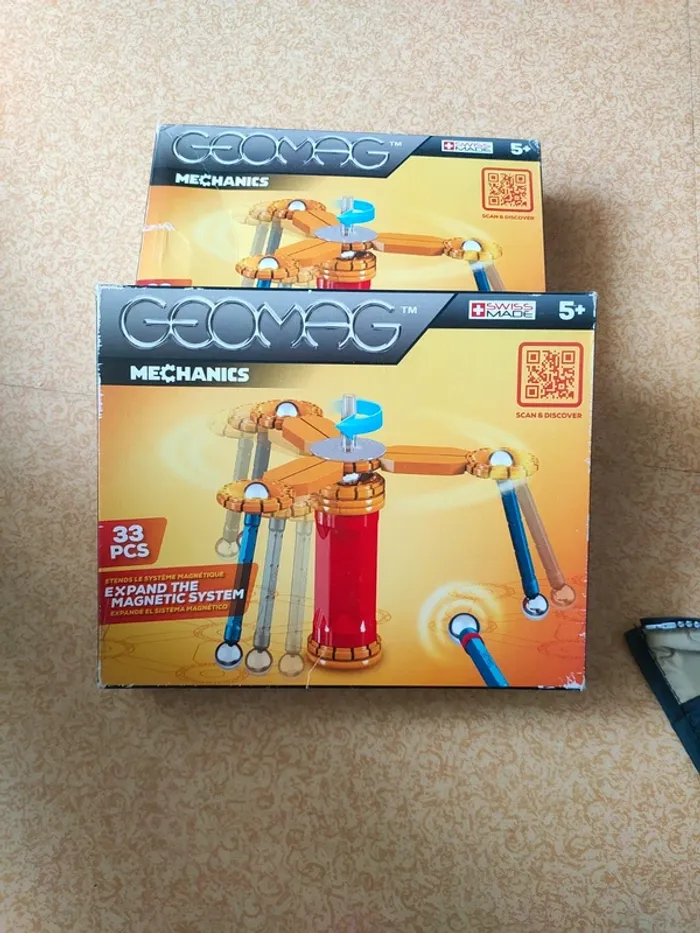 Geomag mechanics Jeu de construction magnétique
Caractéristiques de l'équipement