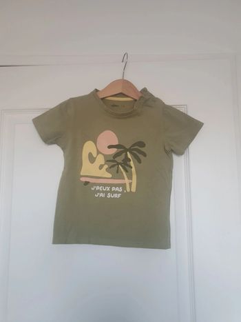 T.shirt