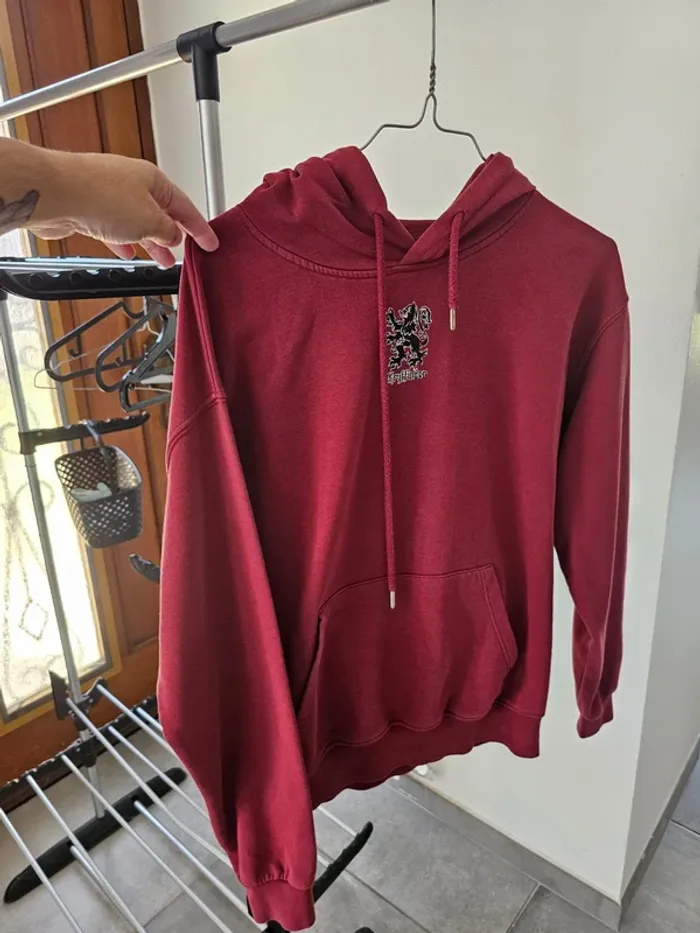 Sweat à capuche femme /fille. Taille s - photo numéro 3