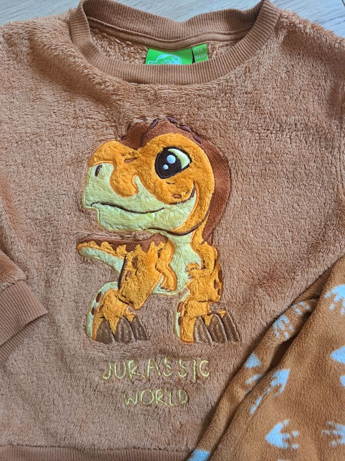 Pyjamas chaud hiver jurassic world 4 ans garçon - photo numéro 2