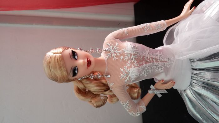 Barbie Noël 2008 - photo numéro 2