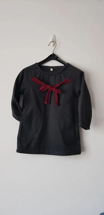 Robe fille - T. 6 / 8 ans