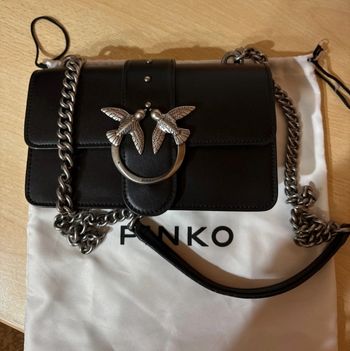 Joli sac pinko noir