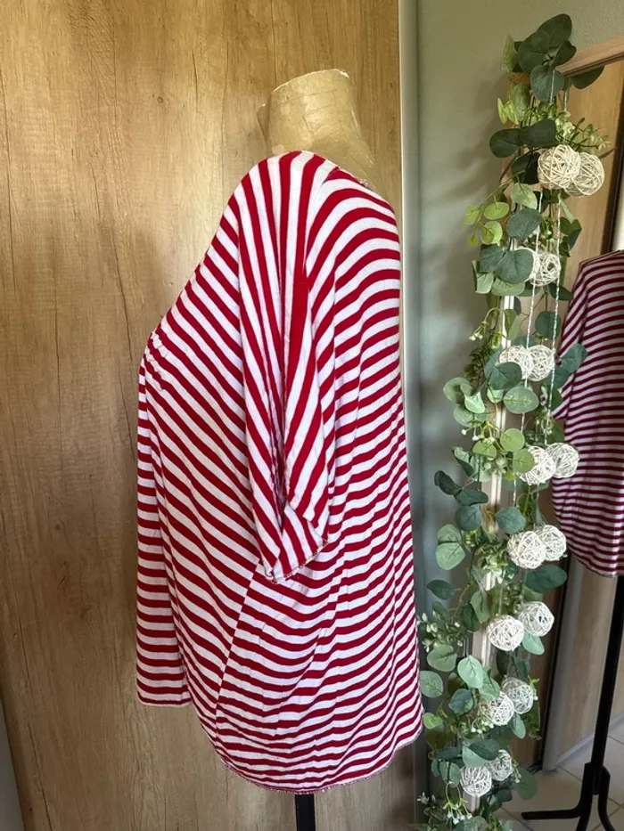 TEE shirt manches courtes avec inscription mademoiselle en baskets femme - photo numéro 2