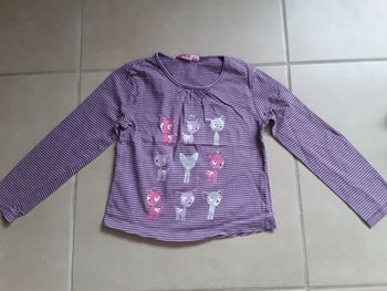 T-shirt violet fille 8 ans NKY TBE