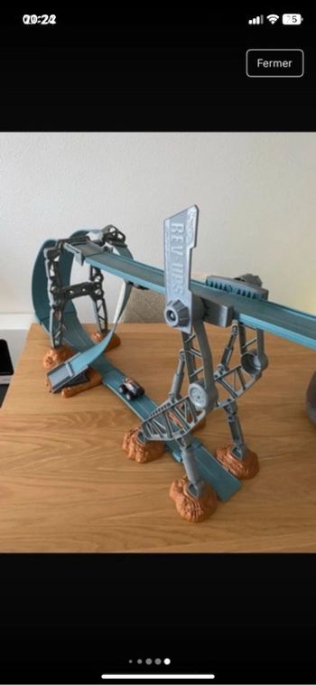 HOT WHEELS circuit vintage + 2 voitures aimantées