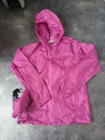 Veste de pluie fille 12 ans wanabee peu porté