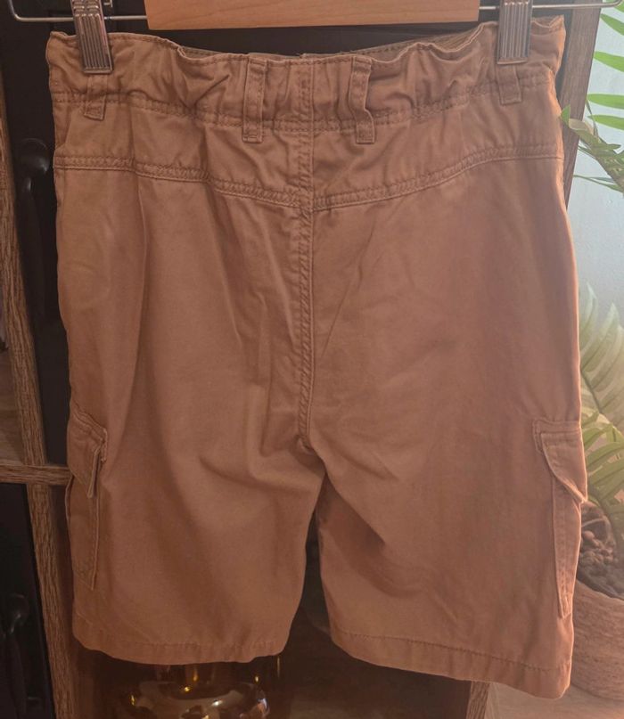 Short Tao,garçon, taille 8 ans - photo numéro 2