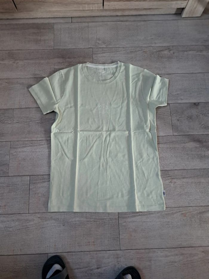 Tee-shirt