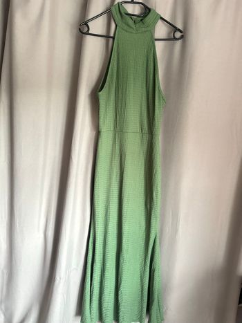 Robe verte classe moulante 