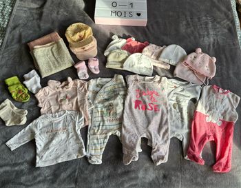 Lot naissance bébé fille