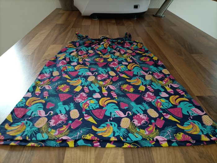 Robe bleue marine motifs glaces influx 6 ans - photo numéro 5