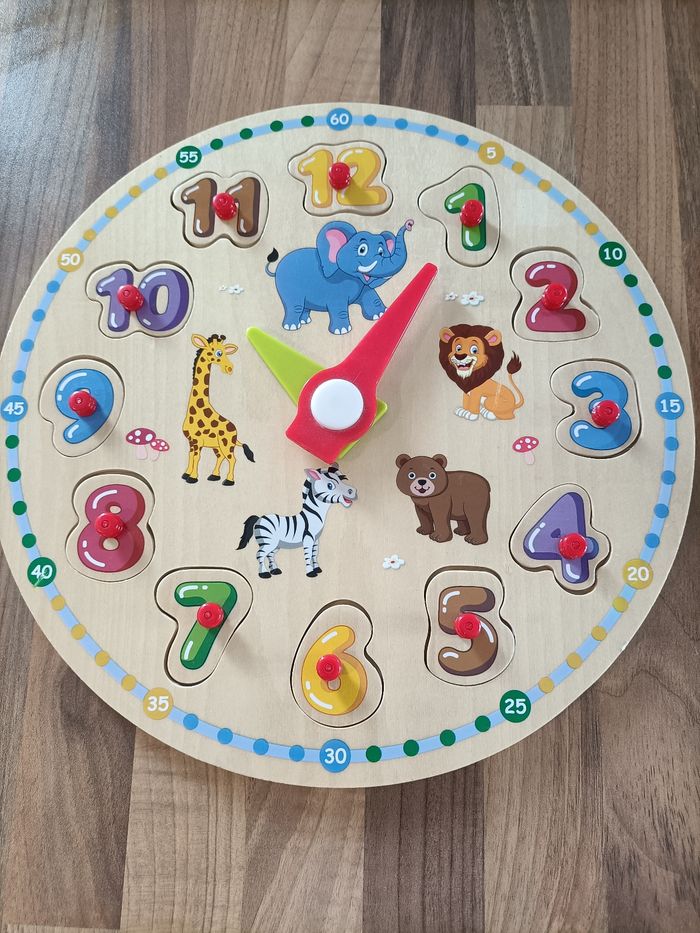 Horloge bois pour apprendre à lire l'heure - photo numéro 3