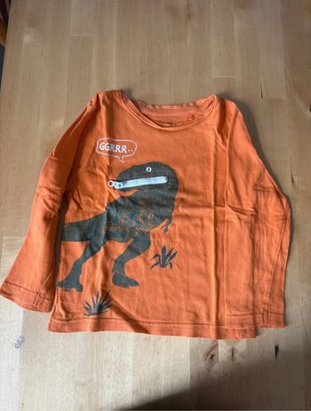 T-shirt manche longue dinosaure
