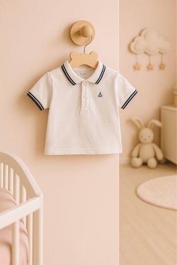 T-shirt polo petit bateau taille 12 mois Très bon état