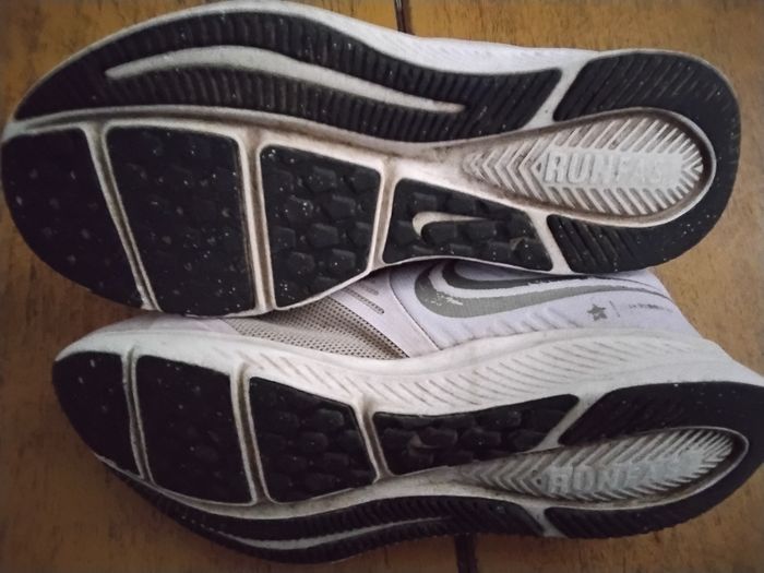 baskets nike 33,5 - photo numéro 2