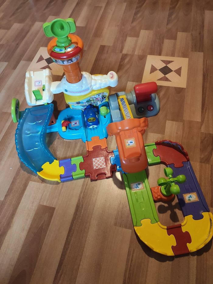 Aéroport tut tut bolide - photo numéro 2