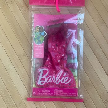 Tenue poupée barbie