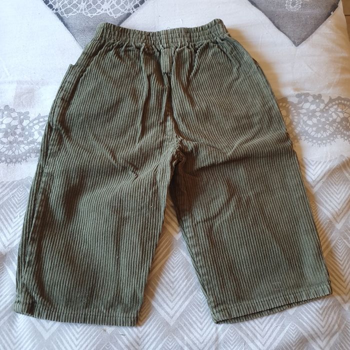 Lot pantalons velours de taille 12mois - photo numéro 4