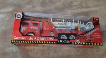Camion de Pompier à Friction 36cm Turbo
Challenge