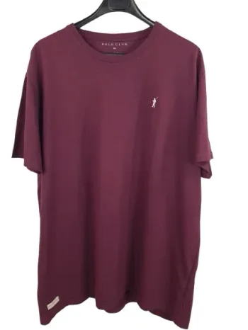 Tee-shirt polo club