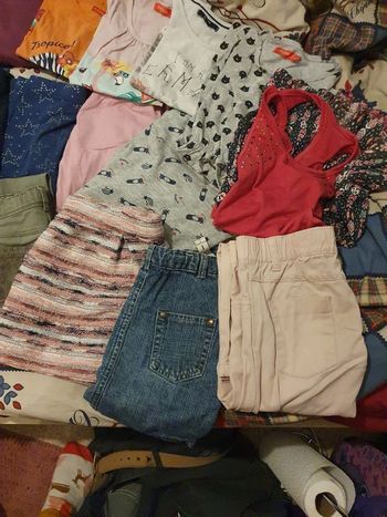 🌸Lots 27 vêtements filles taille 6 ans