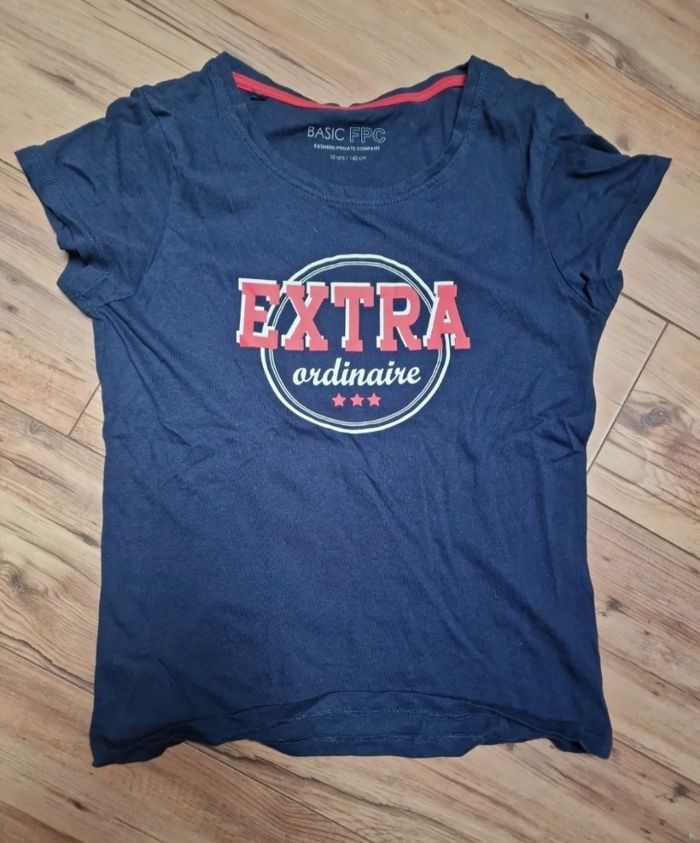 Tee shirt