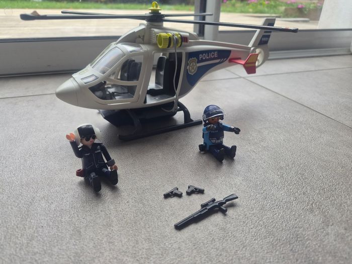 Hélicoptère de police playmobil 6921