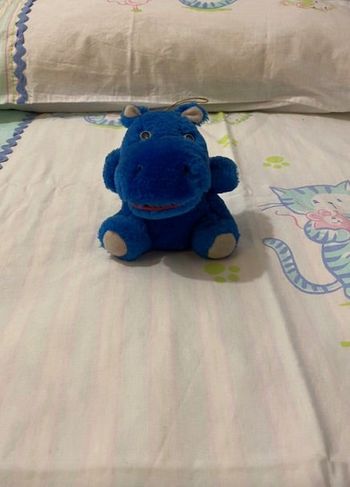 Petite peluche hippopotame bleu