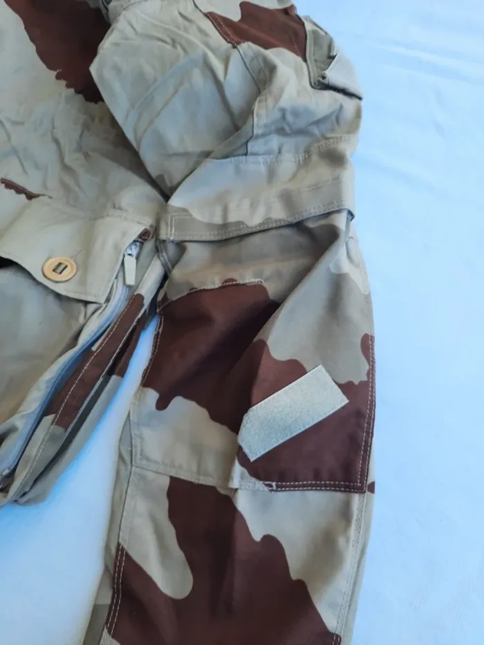 Veste militaire manches longues avec capuche taille M - photo numéro 5